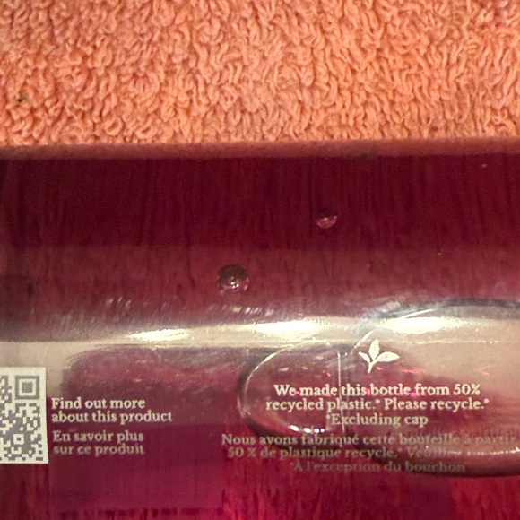 Molton Brown PinkPepper Body Wash Luxurious Bath Experience - Picture 5 of 5